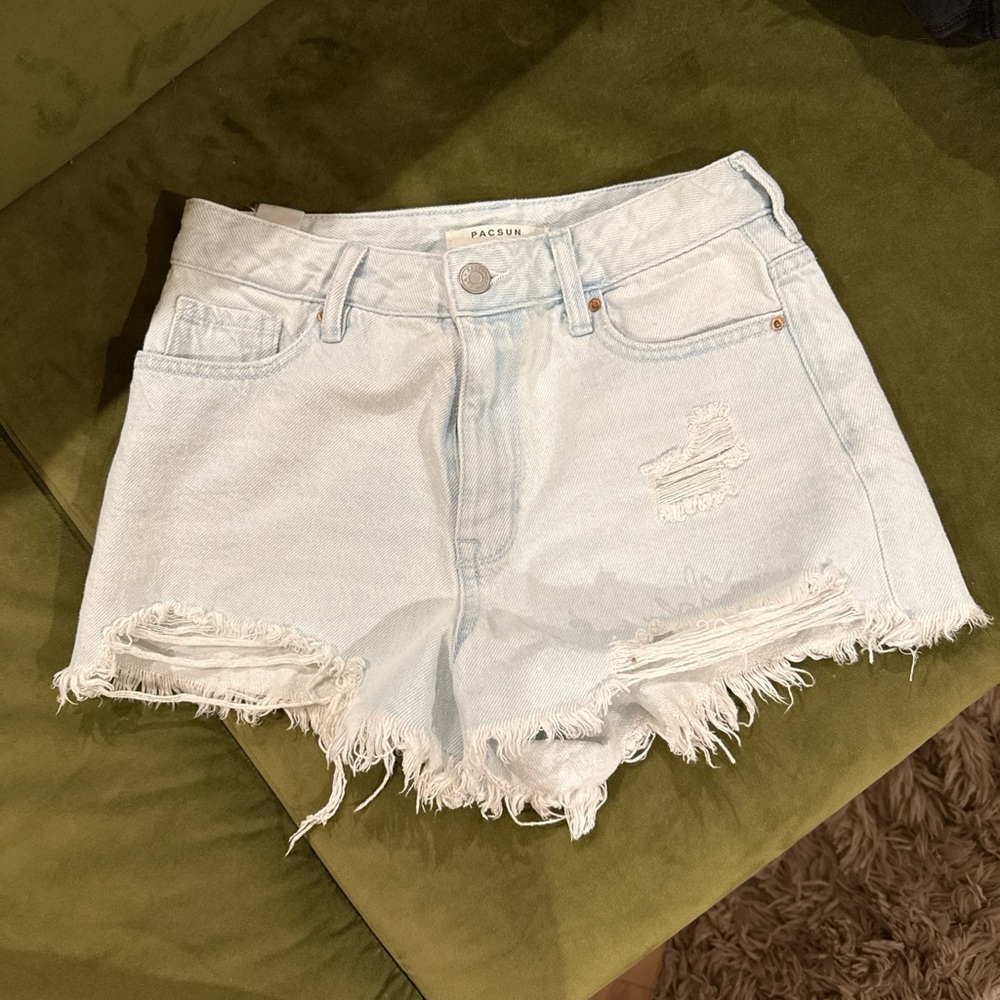 PacSun Light Wash Frayed Hem Jean Shorts